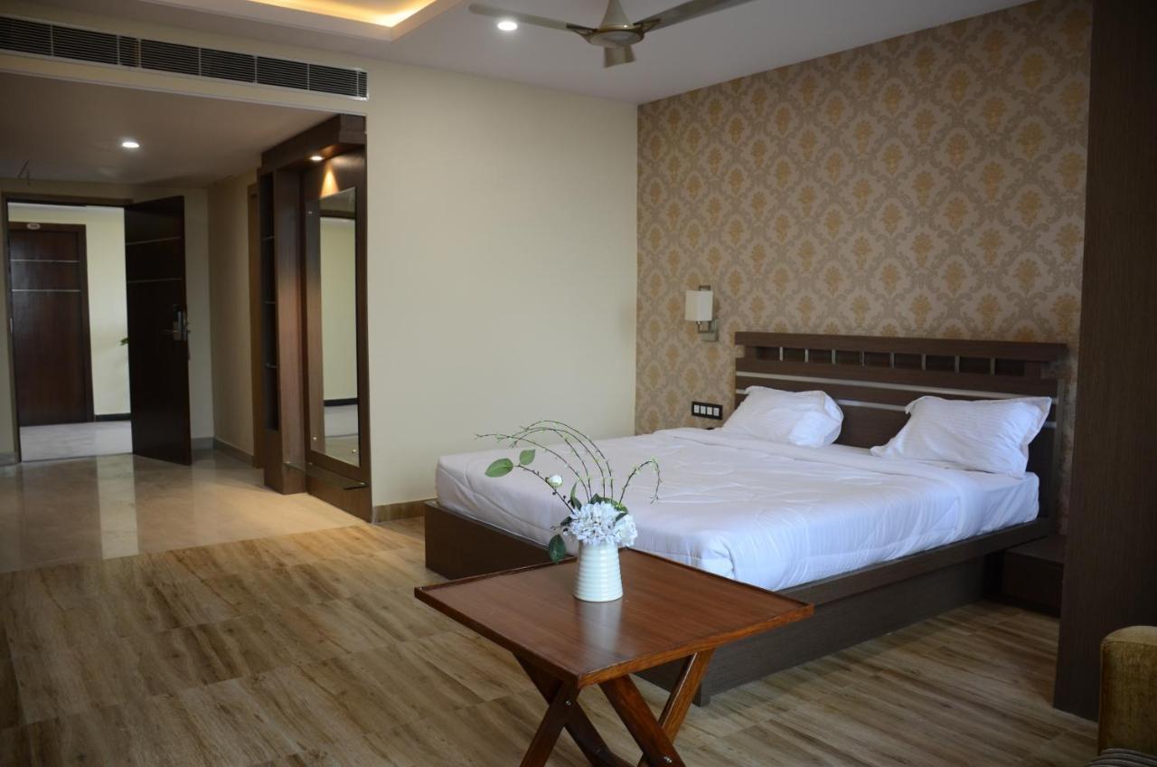 Puja Residency Hotel Váránaszi Kültér fotó
