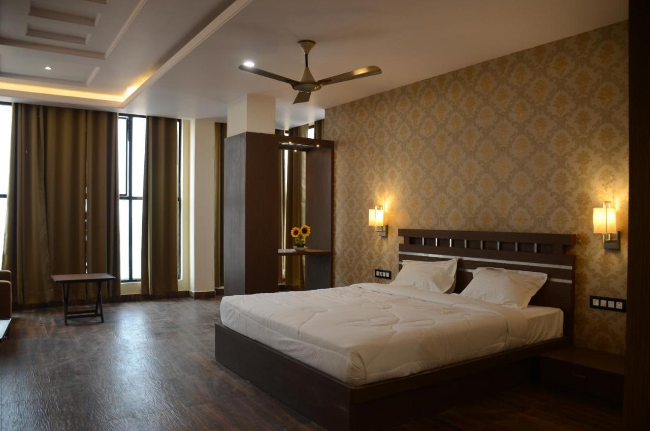 Puja Residency Hotel Váránaszi Kültér fotó
