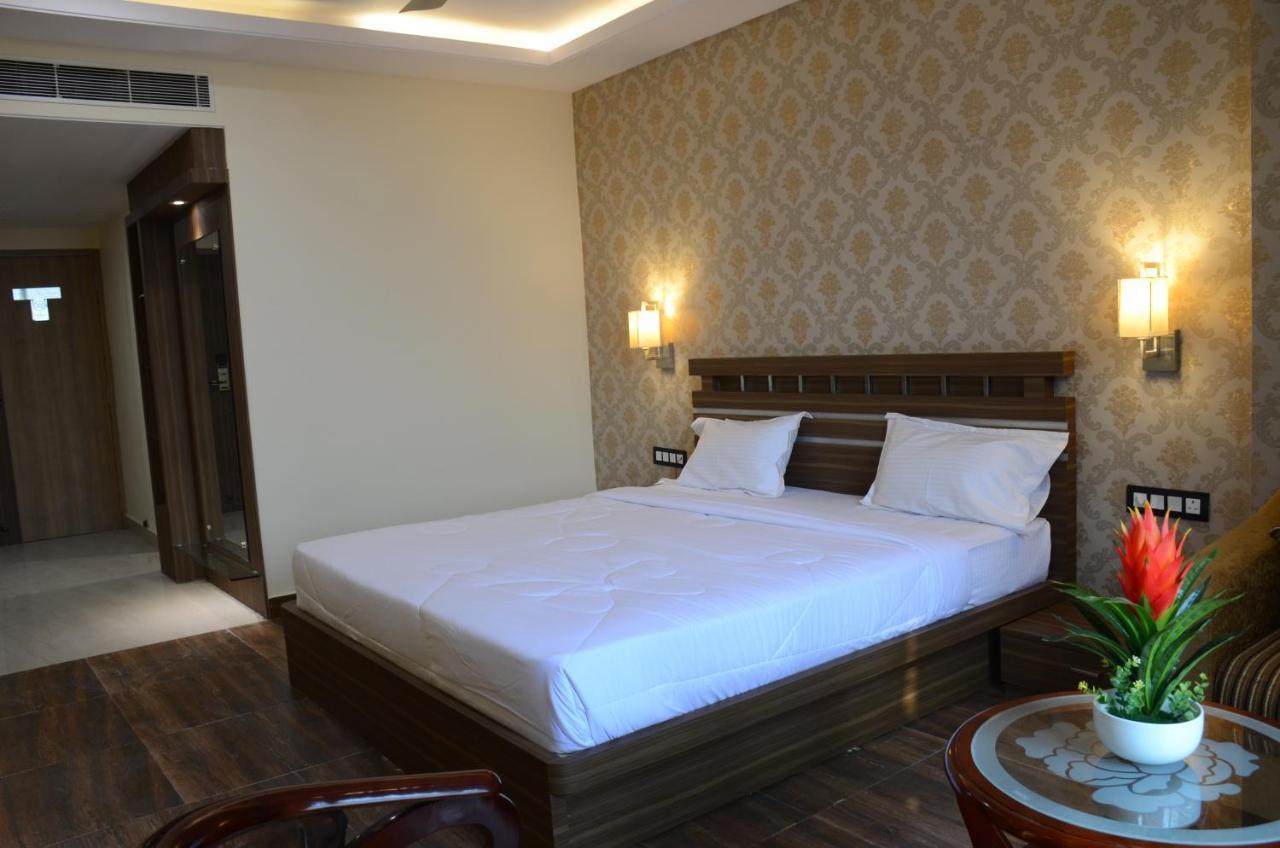 Puja Residency Hotel Váránaszi Kültér fotó