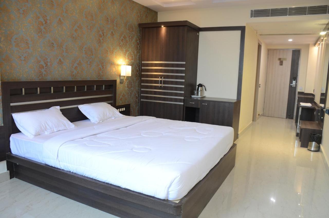 Puja Residency Hotel Váránaszi Kültér fotó