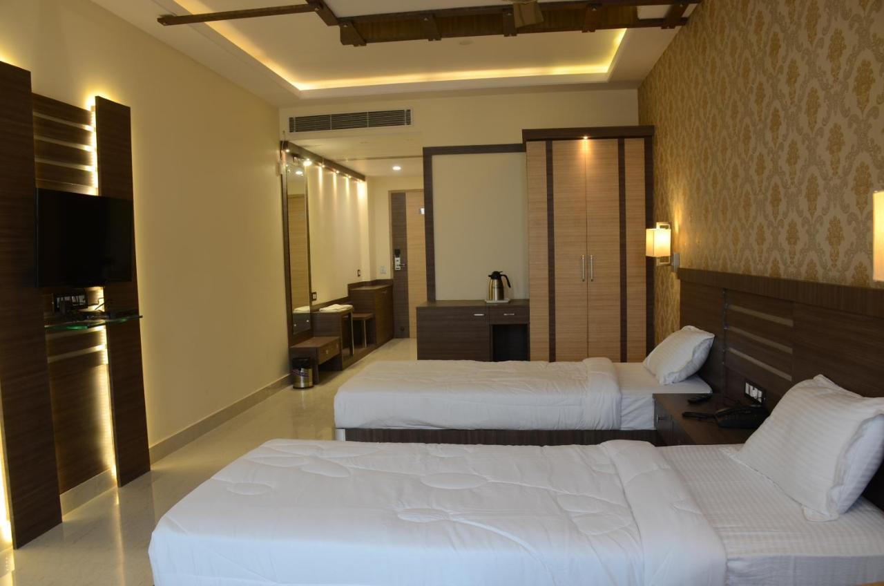 Puja Residency Hotel Váránaszi Kültér fotó